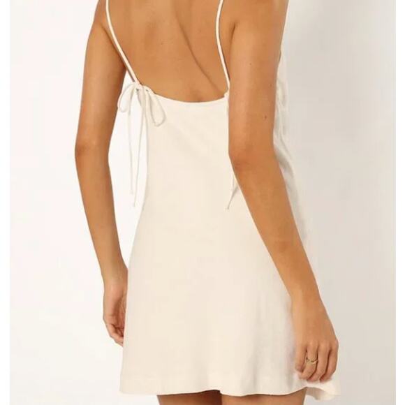 Petal & Pup Dresses & Skirts - Petal & Pup New Sawyer Mini Dress White Size Large Tie Strap Linen Blend Lined